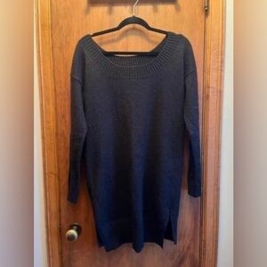 ✨NWOT Gap Relaxed midi sweater dress True Black